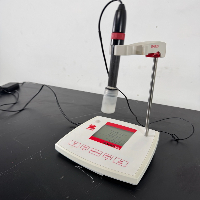 Ohaus Starter 200 pH Meter image 1